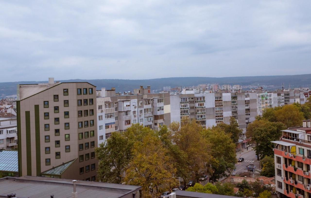 Синьо Лято Varna Bagian luar foto