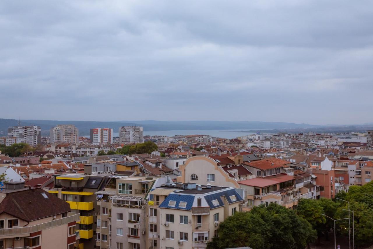 Синьо Лято Varna Bagian luar foto